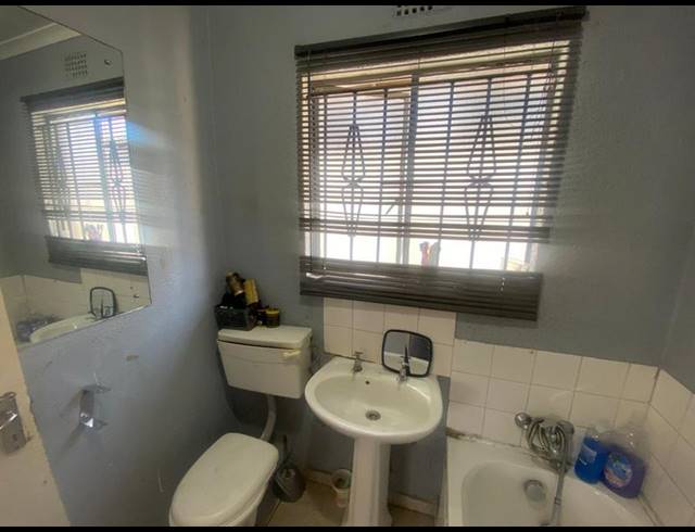 2 BEDROOM HOUSE FOR SALE IN NATURENA EXT 19
